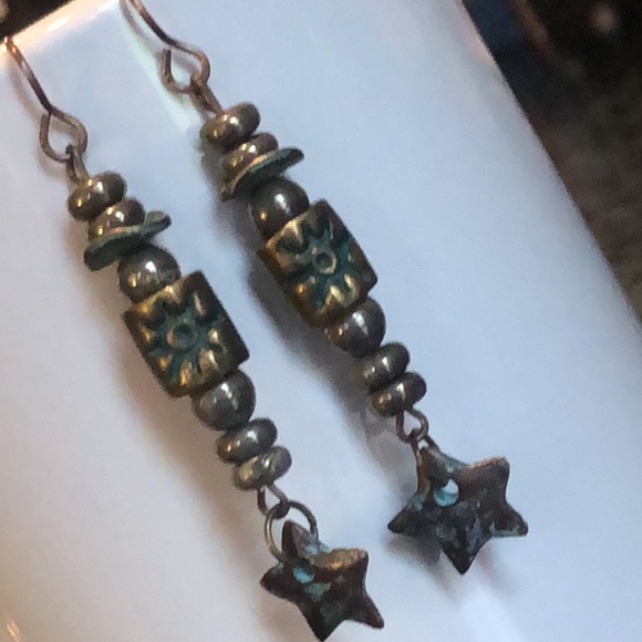 pyrite & patina star earrings handcrafted - Picture 13 of 14